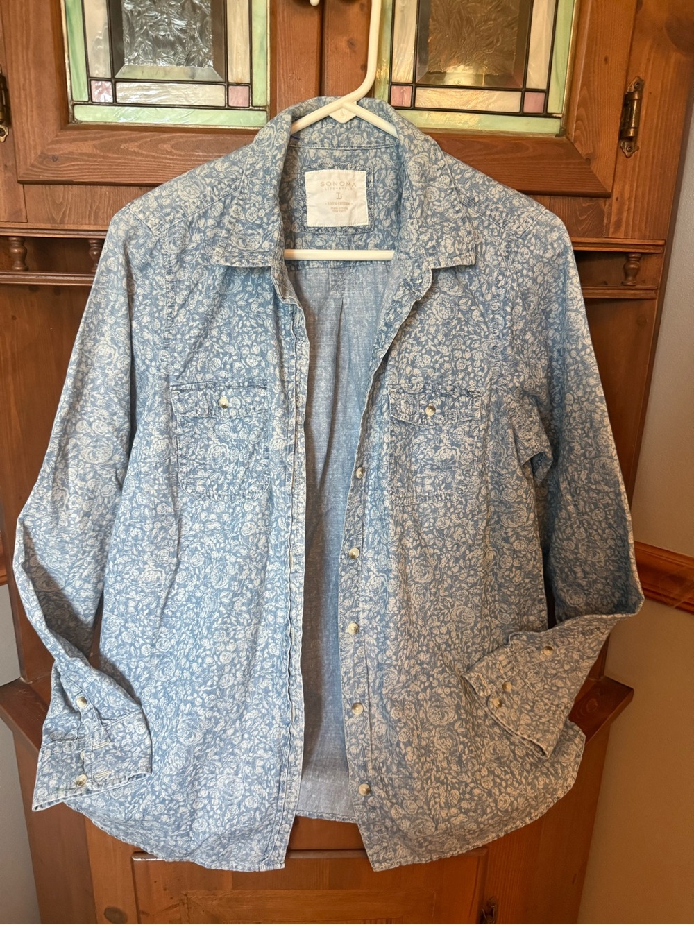 Sonoma Goods For Life blue and white floral pattern button-down shirt L